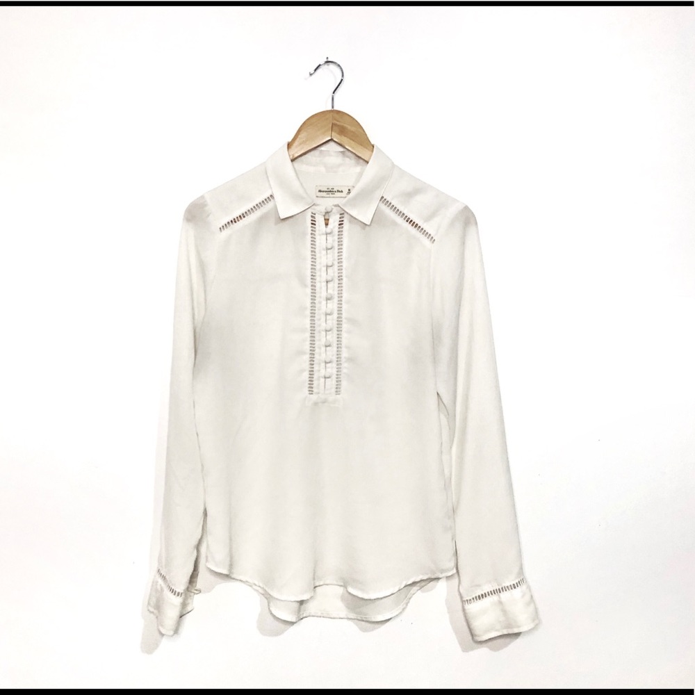 Abercrombie & Fitch | White Eyelet Blouse